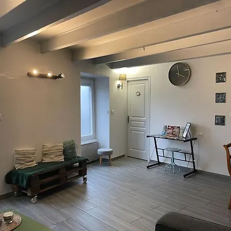 Maison Toute Equipee Nyaraló